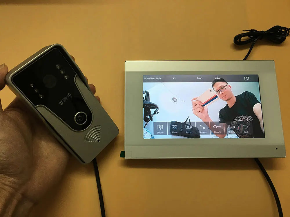 Visiophone intelligent sans fil à écran tactile