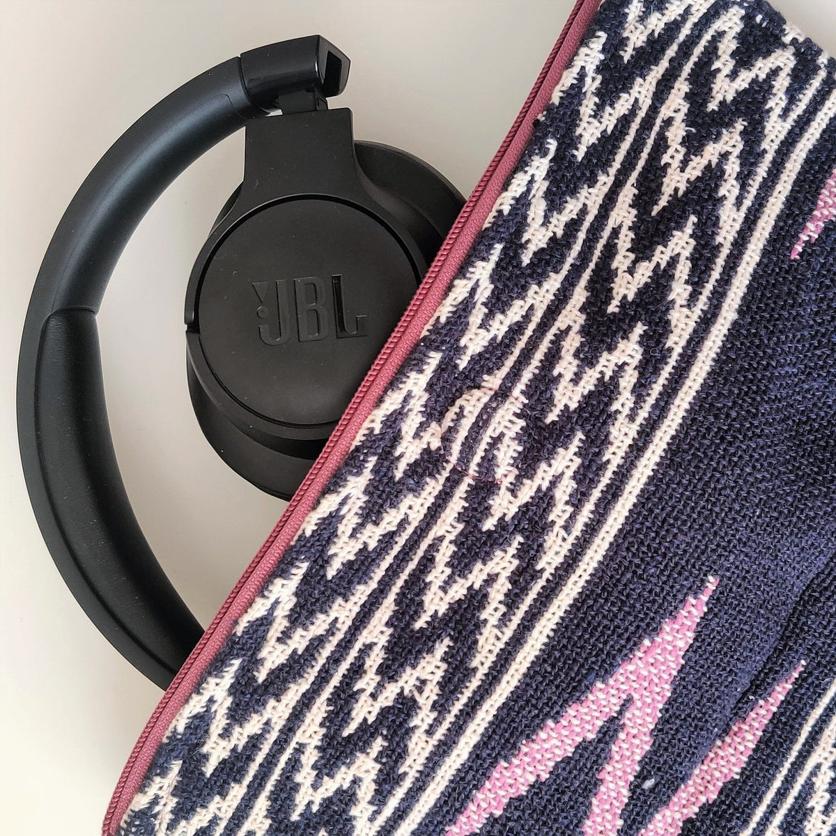Smart Accessories Pouch-1